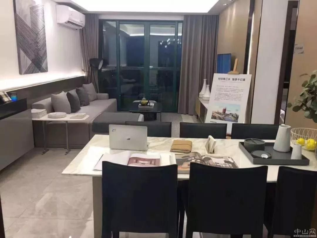 福晟钱隆华府